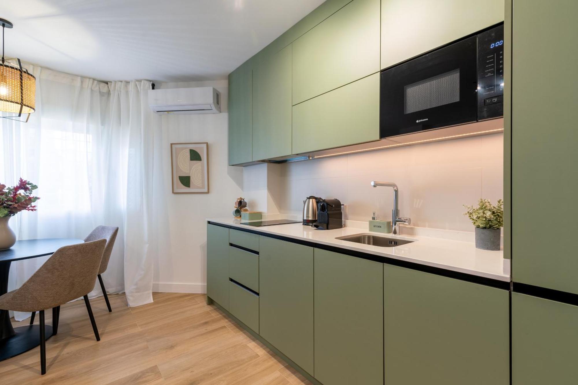 Diseno Y Comodidad En Bami Appartement Sevilla